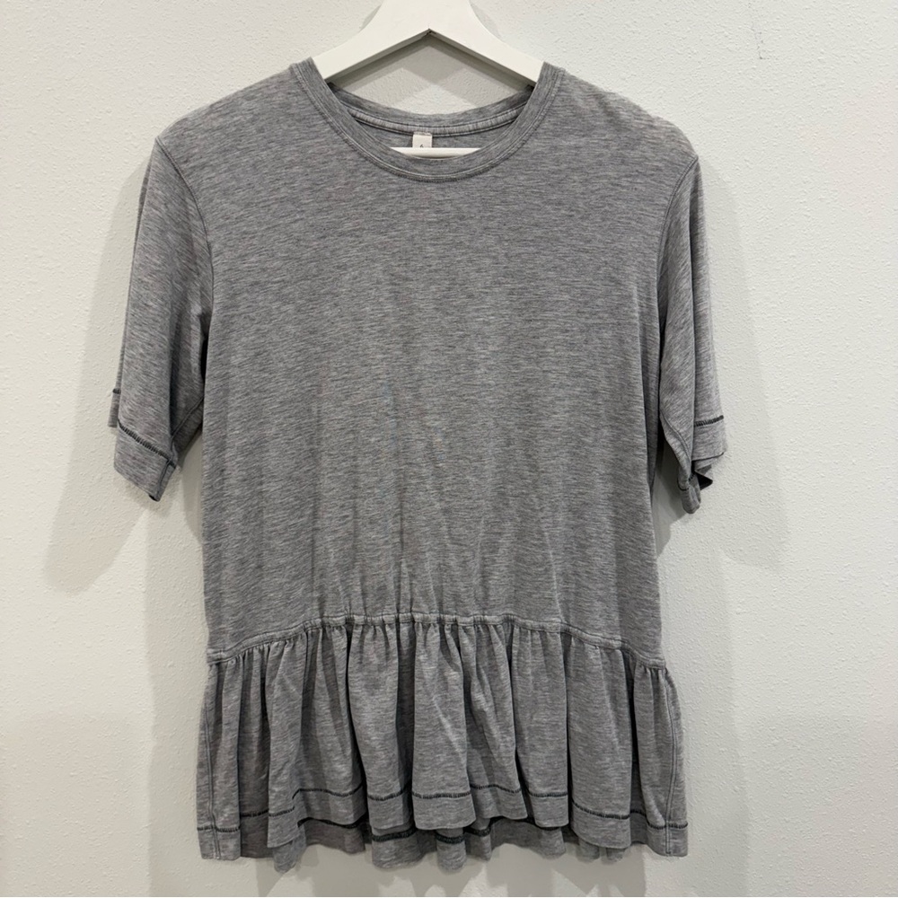 Lululemon Flouncey Tee Mini Stripe Heathered Medium Grey Angel Wing 6